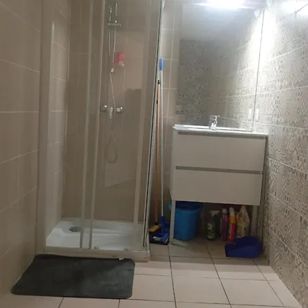 Appartement Au Centre De Nice